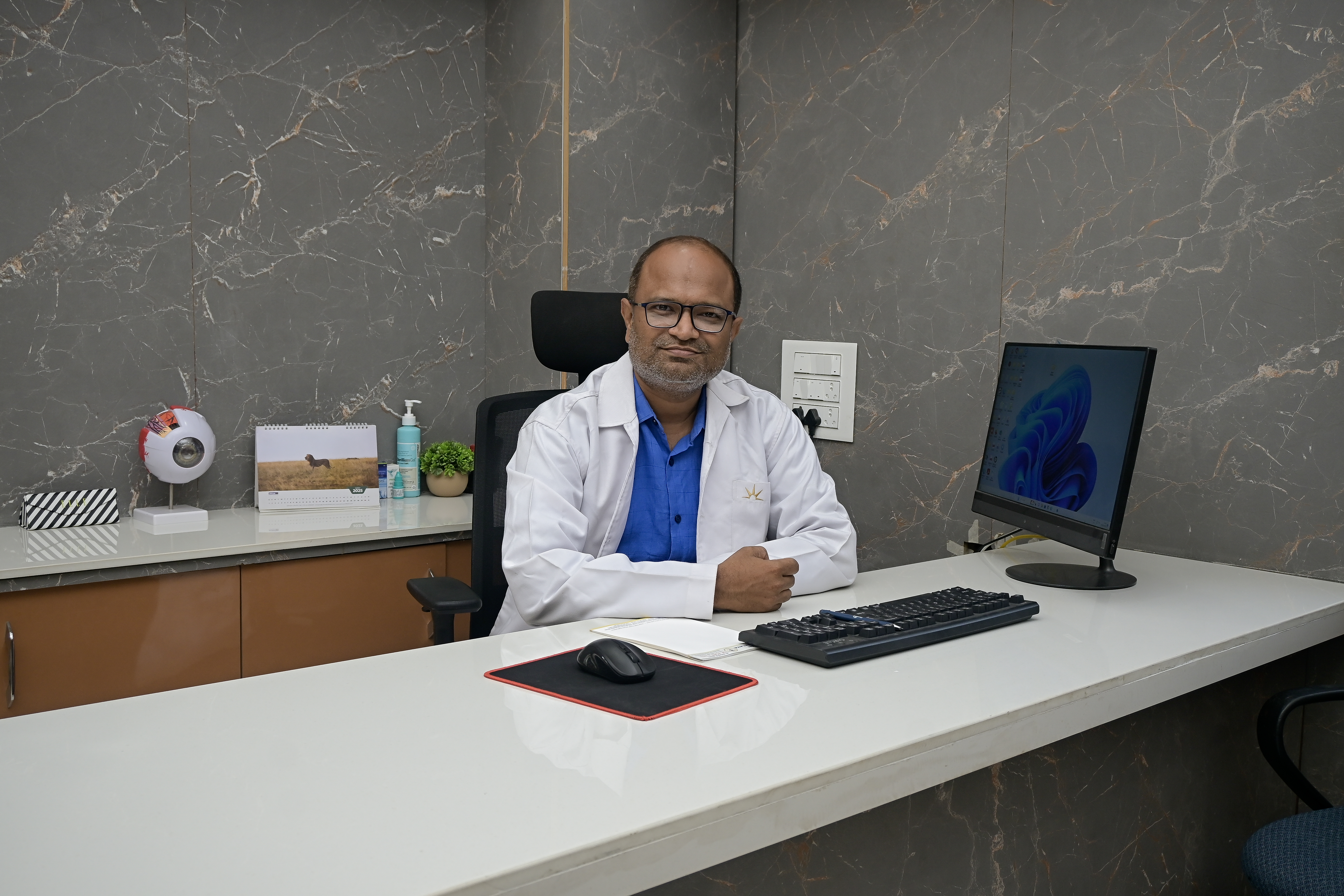 Dr. Rohit J. Patil, Expert Ophthalmologist at SHARAN NETHRALAYA Kalaburagi